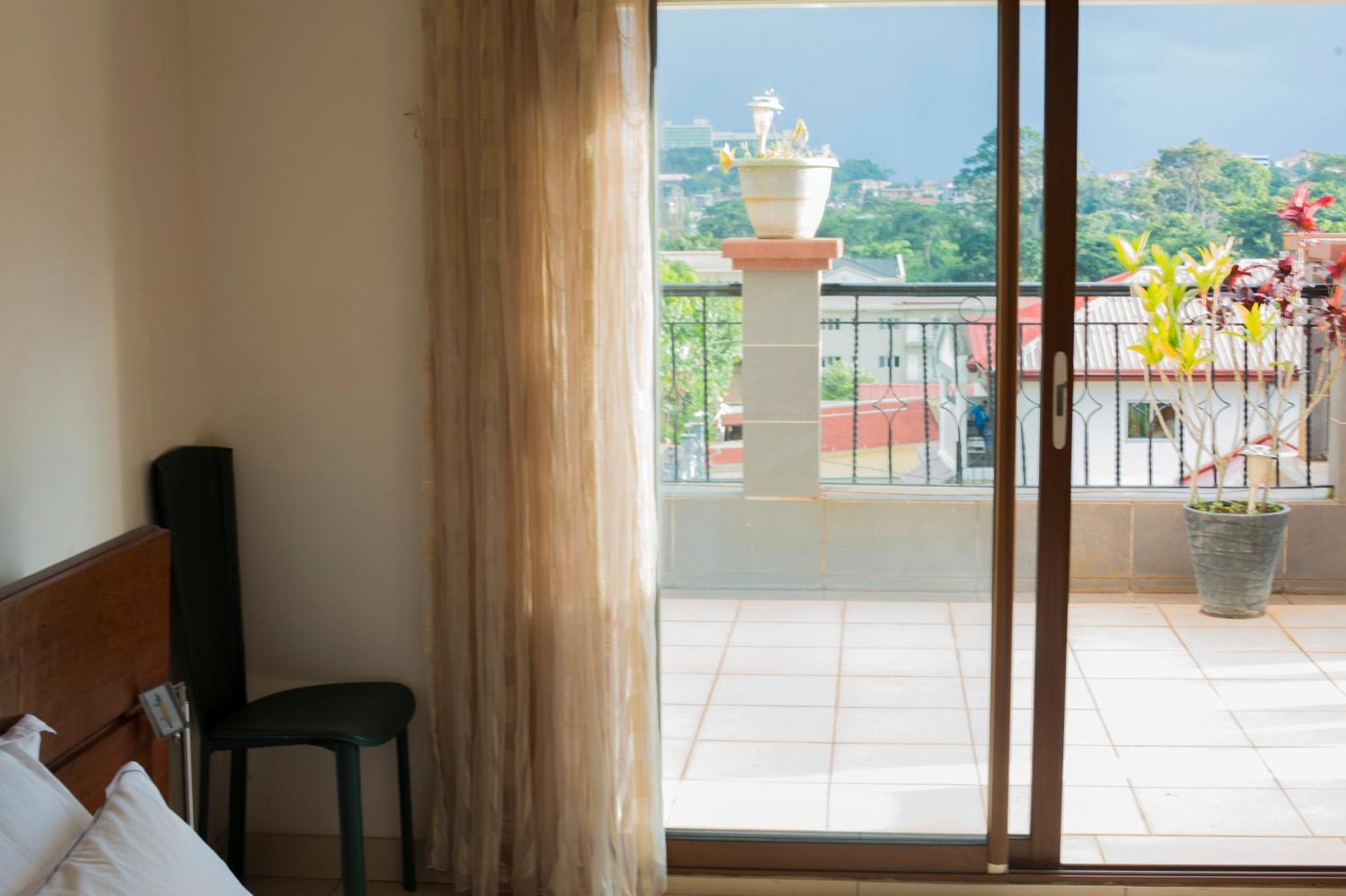 Residence Massou Yaoundé Chambre photo